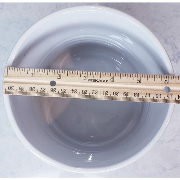 LE CREUSET White Stoneware Kitchen Utensil Crock 2.4L - Picture 8 of 13